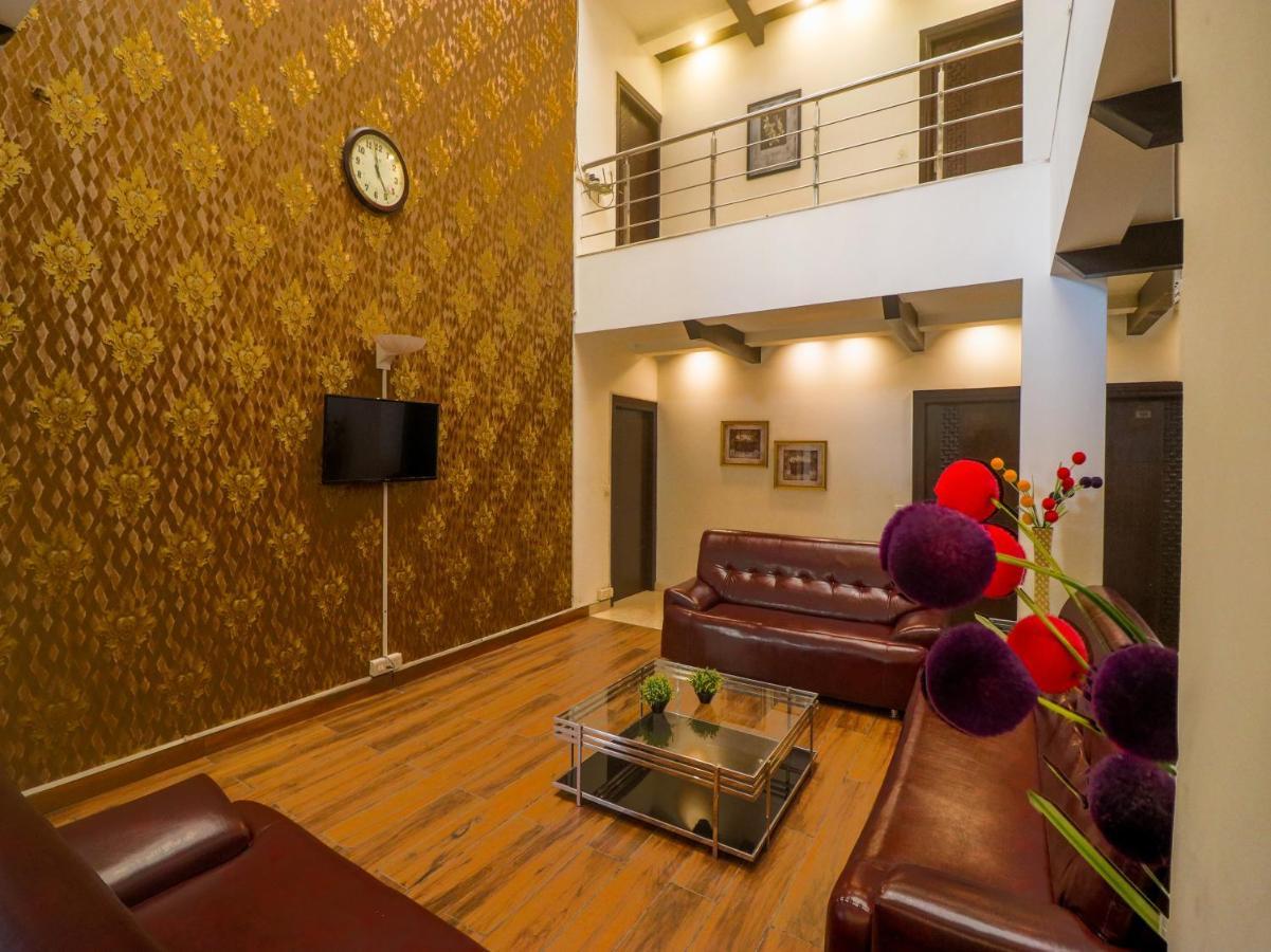 Dreamz Hospitality Gurgaon Hotel Exterior foto