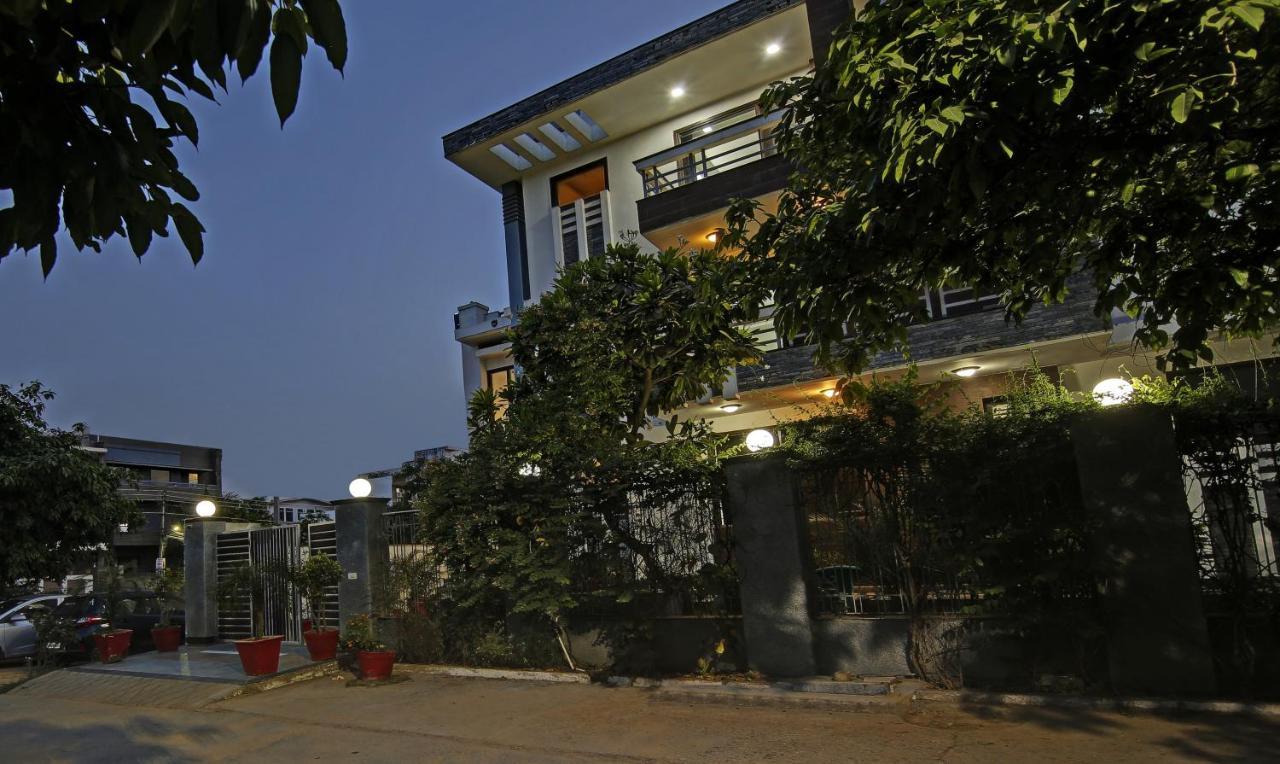 Dreamz Hospitality Gurgaon Hotel Exterior foto